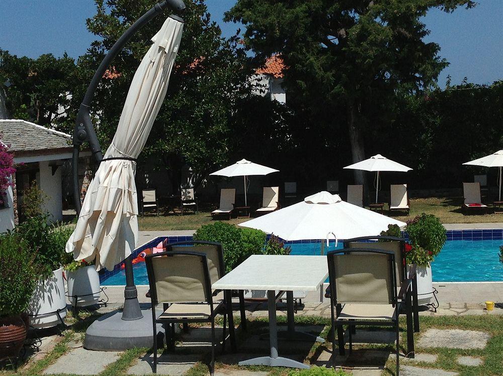 Hotel Prince Stafilos Skopelos Exterior foto