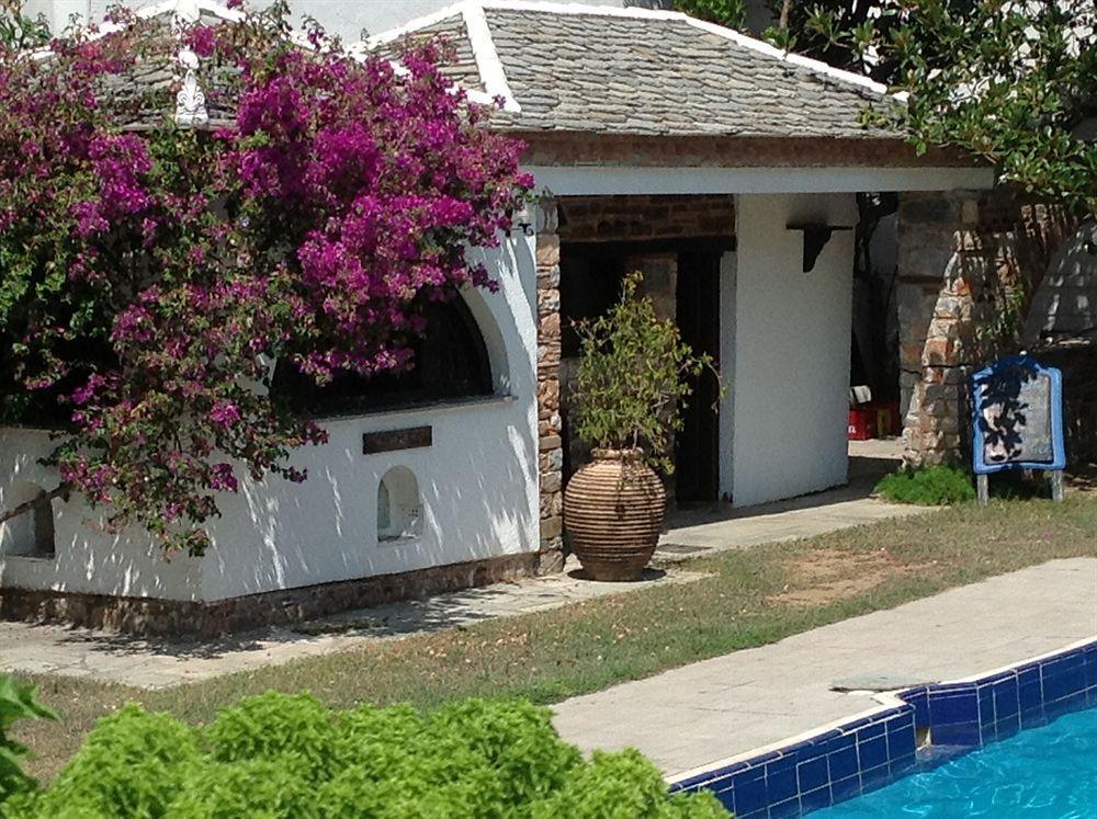 Hotel Prince Stafilos Skopelos Exterior foto
