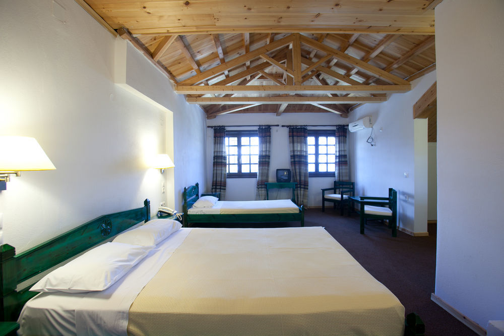 Hotel Prince Stafilos Skopelos Exterior foto